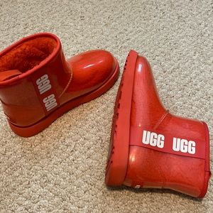 UGG Classic Clear Mini II Boot - Hibiscus